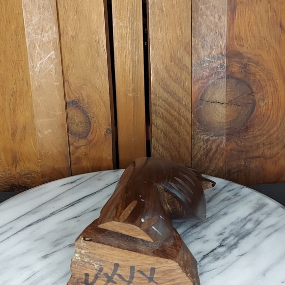 Handcarved Falcon - Picture 3 of 12